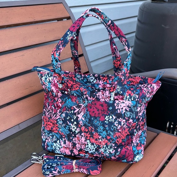 Vera Bradley Cabbage Rose Cabernet Multi-Strap Shoulder Bag in Performance Twill - Picture 9 of 10